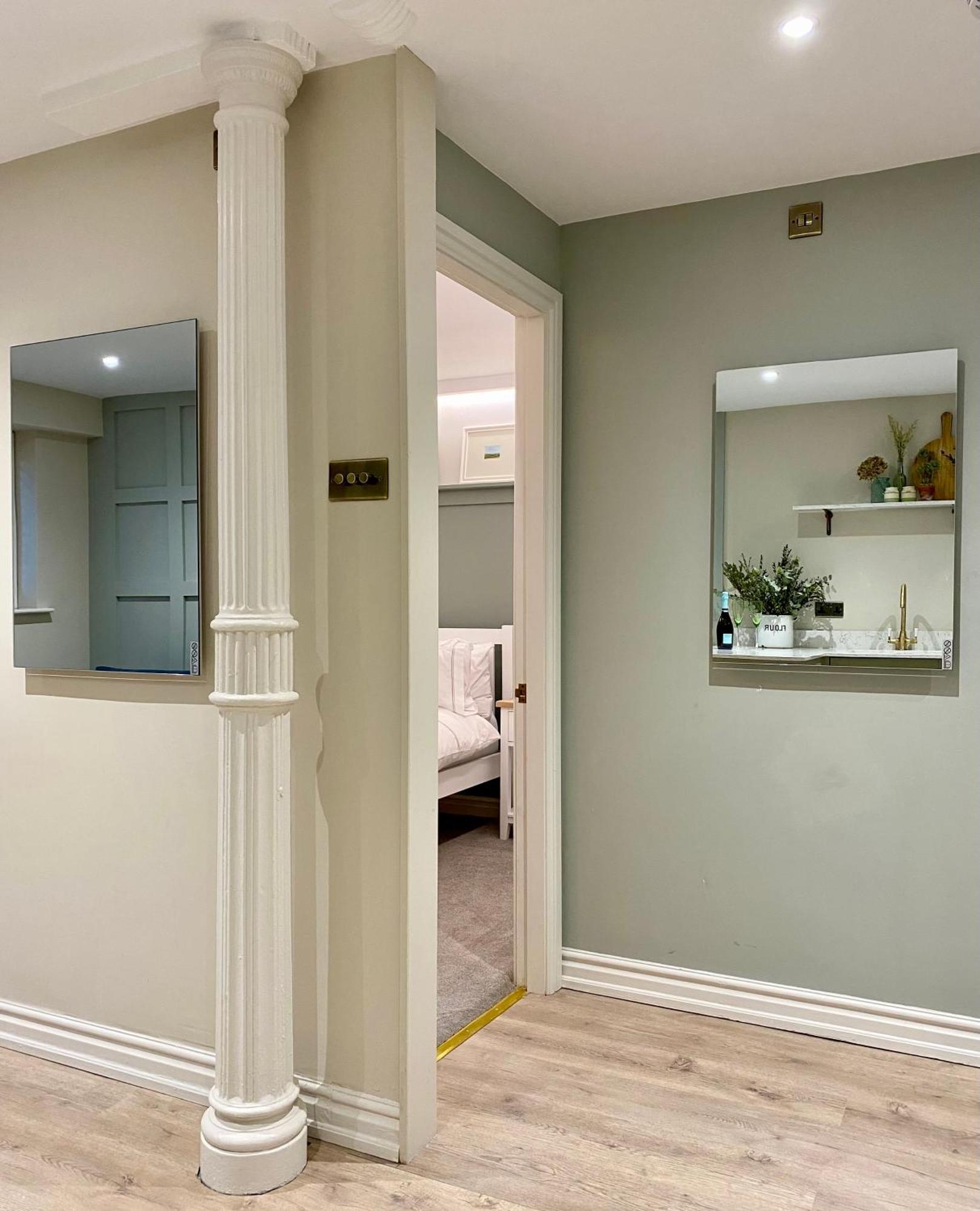 Victoria Bar Walls By Chateau Anna, Central York - Free Parking Luaran gambar